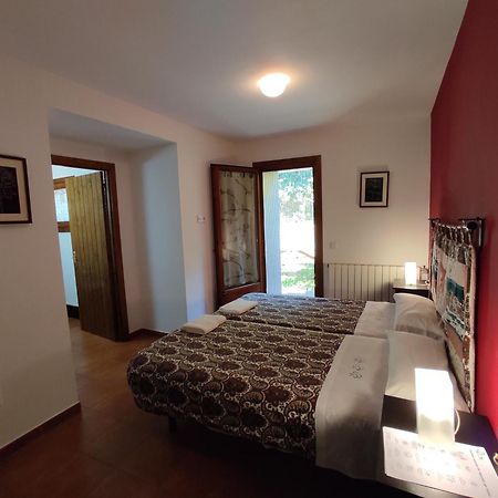 Casa Rural "Can Soler De Rocabruna" Camprodon Bagian luar foto